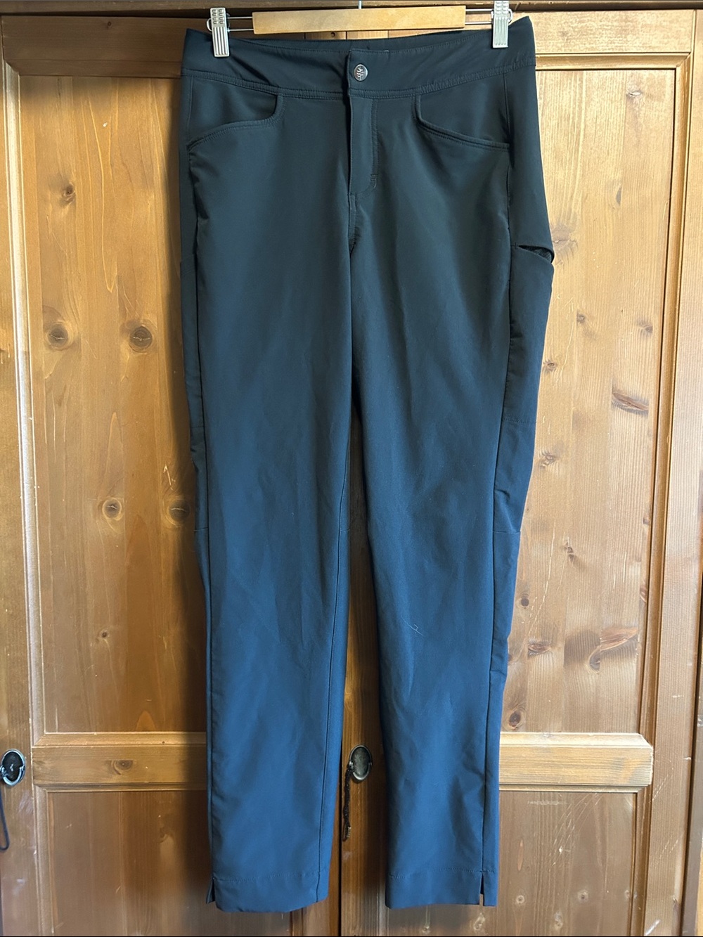 Royal Robbins Women’s Black Alpine Mountain Pro, Black, size 8